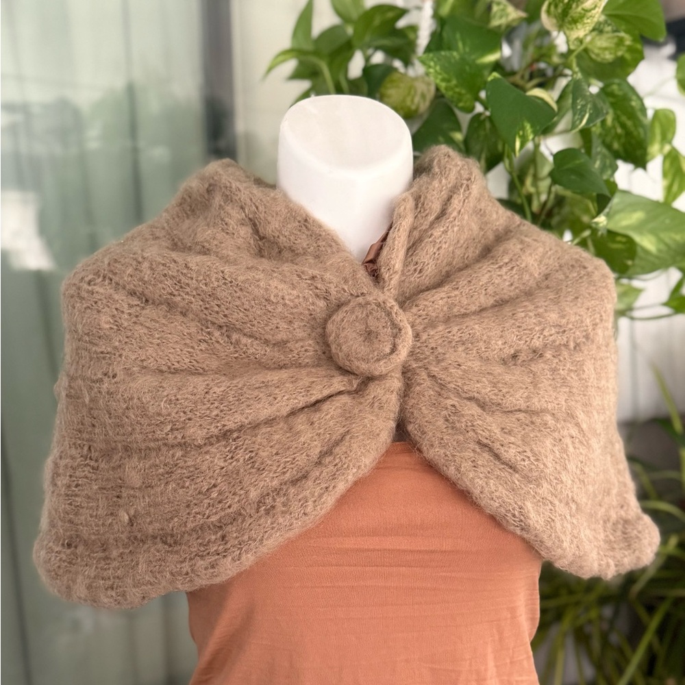 VTG Mohair Knit Shrug – Silky Ruched Lining – No Tags – 50’s Rare Find